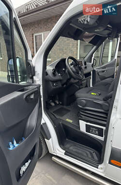 Грузовой фургон Mercedes-Benz Sprinter 2019 в 