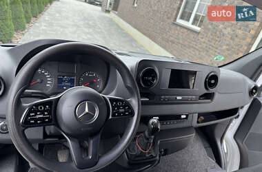 Грузовой фургон Mercedes-Benz Sprinter 2019 в 