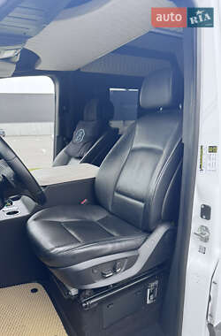 Микроавтобус Mercedes-Benz Sprinter 2022 в 