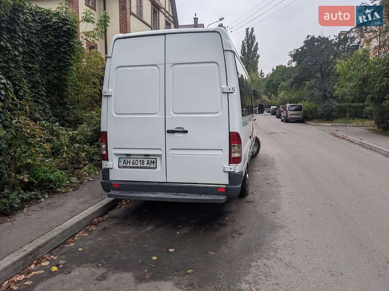 Мікроавтобус Mercedes-Benz Sprinter 2001 в Києві