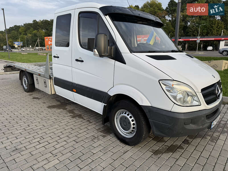 Mercedes-Benz Sprinter 2012