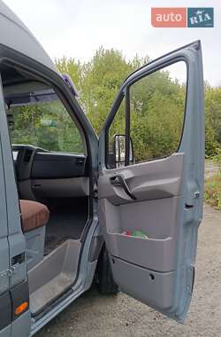 Грузовой фургон Mercedes-Benz Sprinter 2015 в  фото 12 Грузовой фургон Mercedes-Benz Sprinter 2015 в