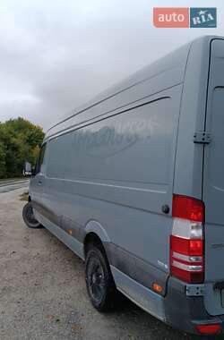 Грузовой фургон Mercedes-Benz Sprinter 2015 в  фото 32 Грузовой фургон Mercedes-Benz Sprinter 2015 в