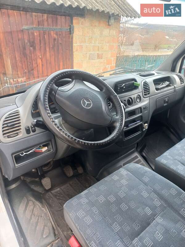 Грузовой фургон Mercedes-Benz Sprinter 2004 в Черновцах