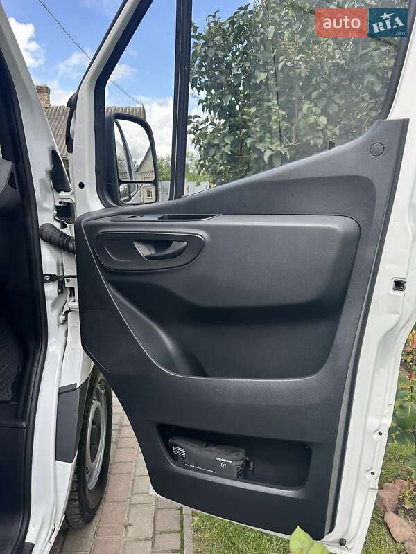 Вантажний фургон Mercedes-Benz Sprinter 2021 в Луцьку