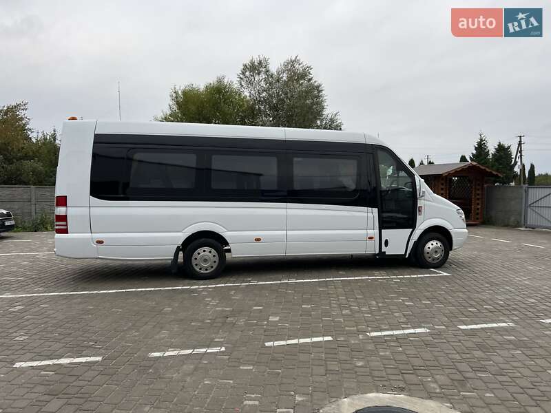 Туристический / Междугородний автобус Mercedes-Benz Sprinter 2012 в Хотине