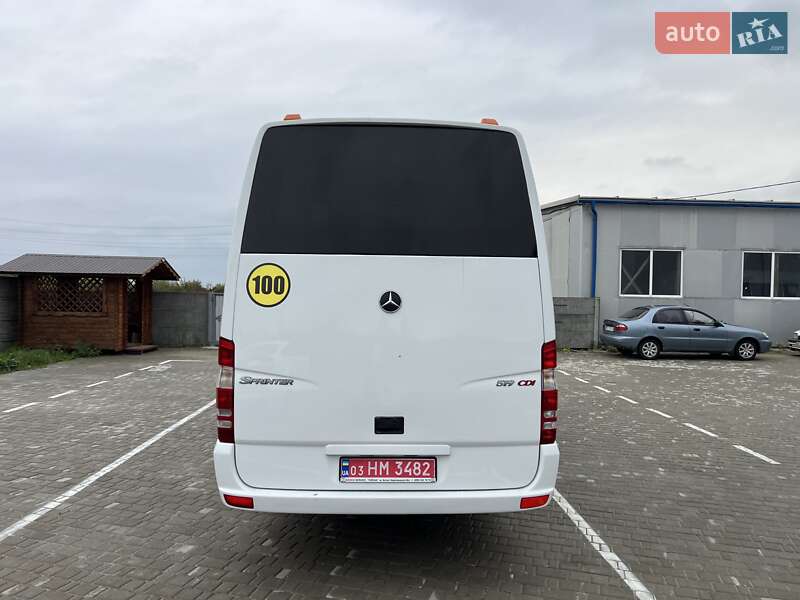 Туристический / Междугородний автобус Mercedes-Benz Sprinter 2012 в Хотине