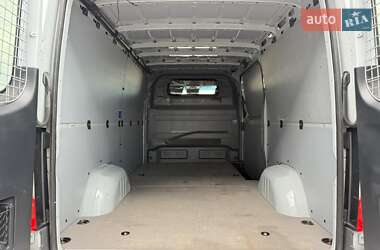 Грузовой фургон Mercedes-Benz Sprinter 2021 в 