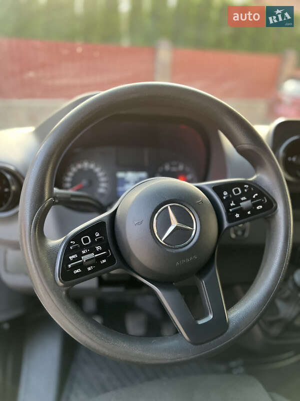 Грузовой фургон Mercedes-Benz Sprinter 2019 в Тернополе фото 29 Грузовой фургон Mercedes-Benz Sprinter 2019 в Тернополе