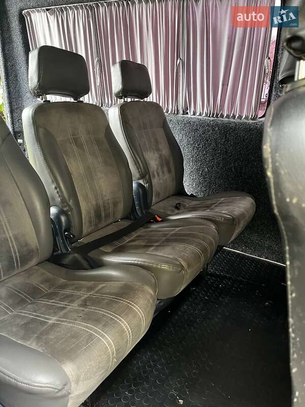 Микроавтобус грузовой (до 3,5т) Mercedes-Benz Sprinter 2001 в Коломые