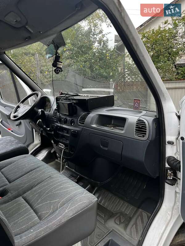 Микроавтобус грузовой (до 3,5т) Mercedes-Benz Sprinter 2001 в Коломые
