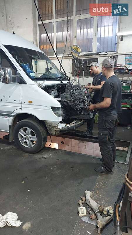 Микроавтобус Mercedes-Benz Sprinter 1999 в Ровно