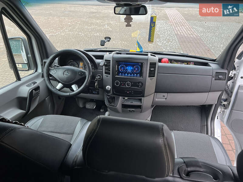 Микроавтобус Mercedes-Benz Sprinter 2016 в Долине