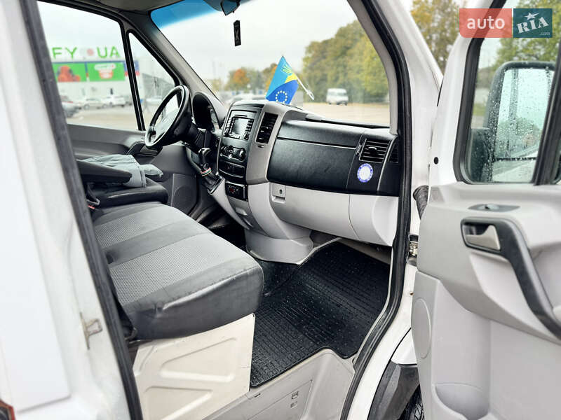 Грузовой фургон Mercedes-Benz Sprinter 2011 в Ровно