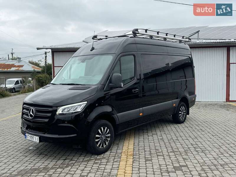 Грузопассажирский фургон Mercedes-Benz Sprinter 2021 в Ивано-Франковске