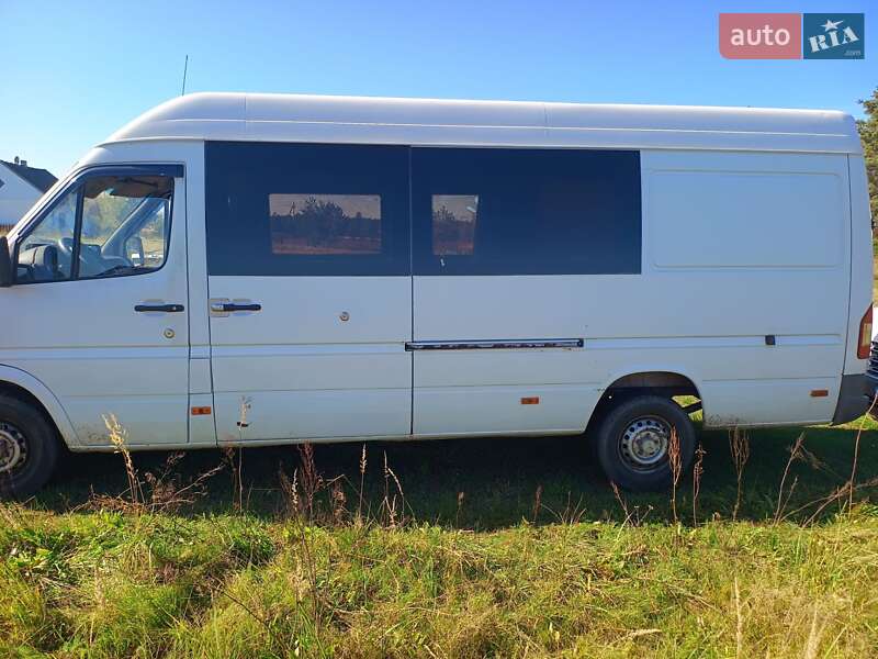 Другие грузовики Mercedes-Benz Sprinter 2004 в Мостиске