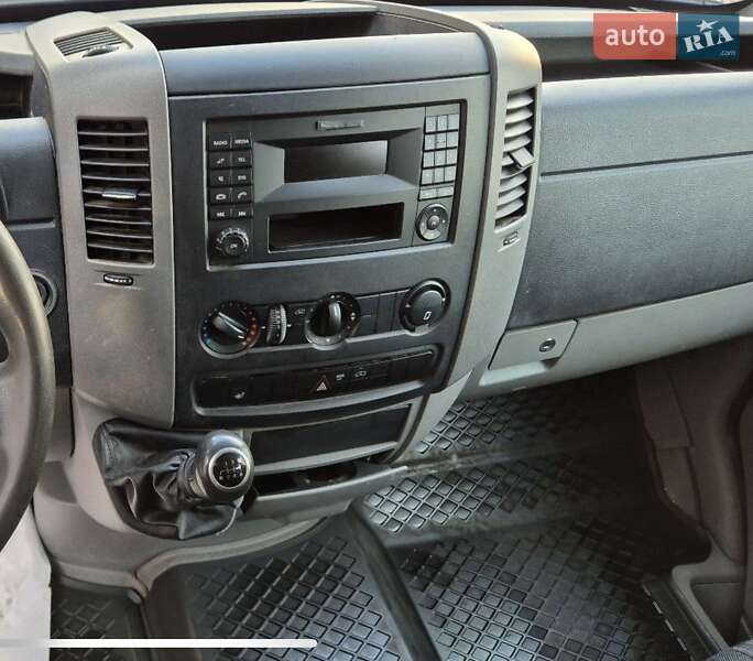Автовоз Mercedes-Benz Sprinter 2013 в Ровно