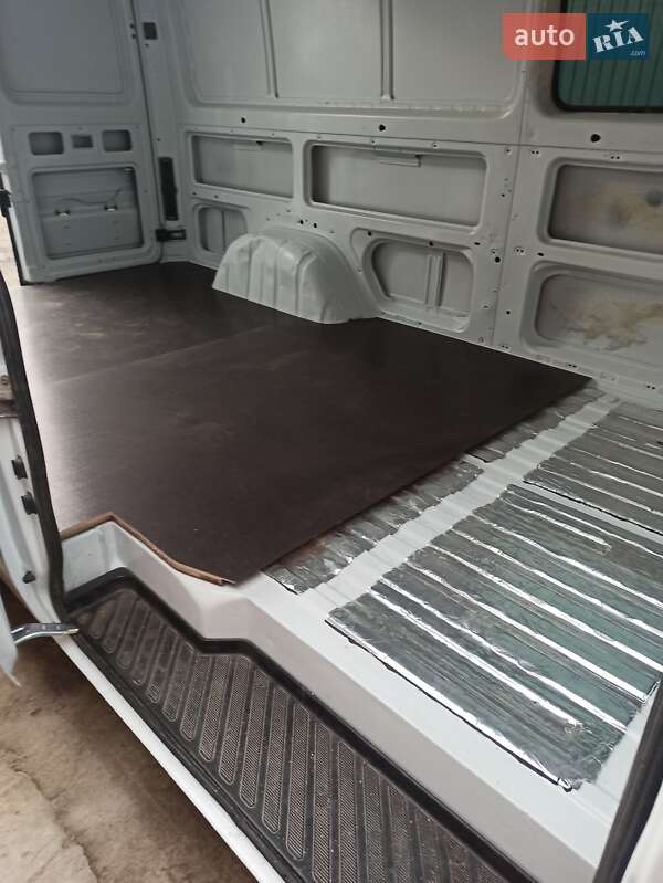 Вантажопасажирський фургон Mercedes-Benz Sprinter 2005 в Тернополі