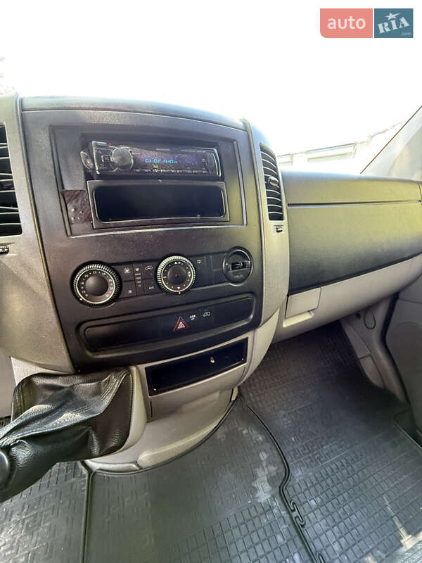 Грузовой фургон Mercedes-Benz Sprinter 2014 в Умани