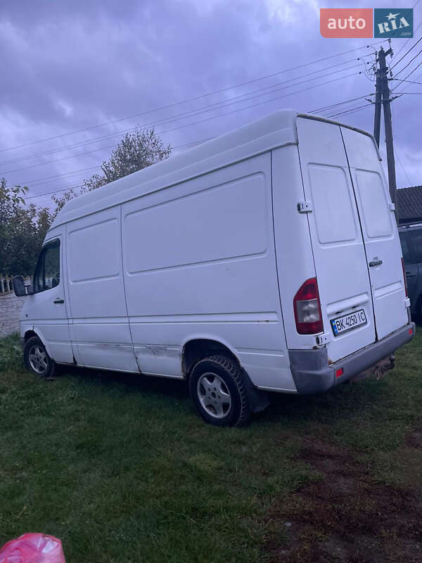Грузовой фургон Mercedes-Benz Sprinter 2006 в Ровно