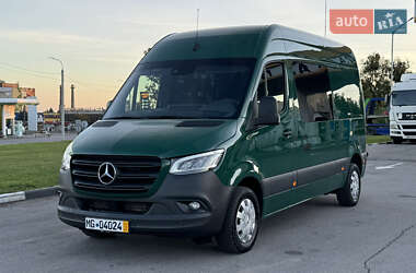 Вантажний фургон Mercedes-Benz Sprinter 2022 в 
