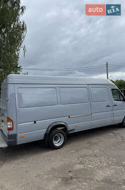 Вантажний фургон Mercedes-Benz Sprinter 2005 в 