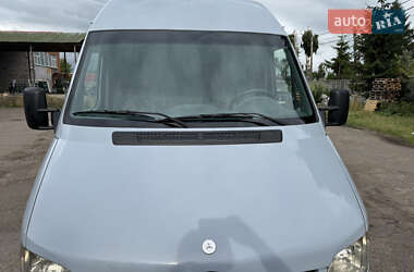 Вантажний фургон Mercedes-Benz Sprinter 2005 в 