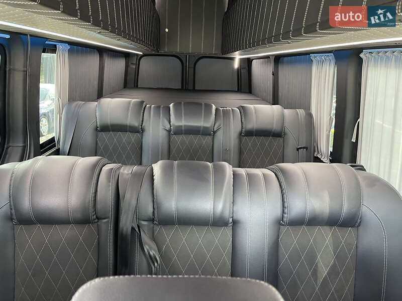 Грузопассажирский фургон Mercedes-Benz Sprinter 2021 в Черновцах