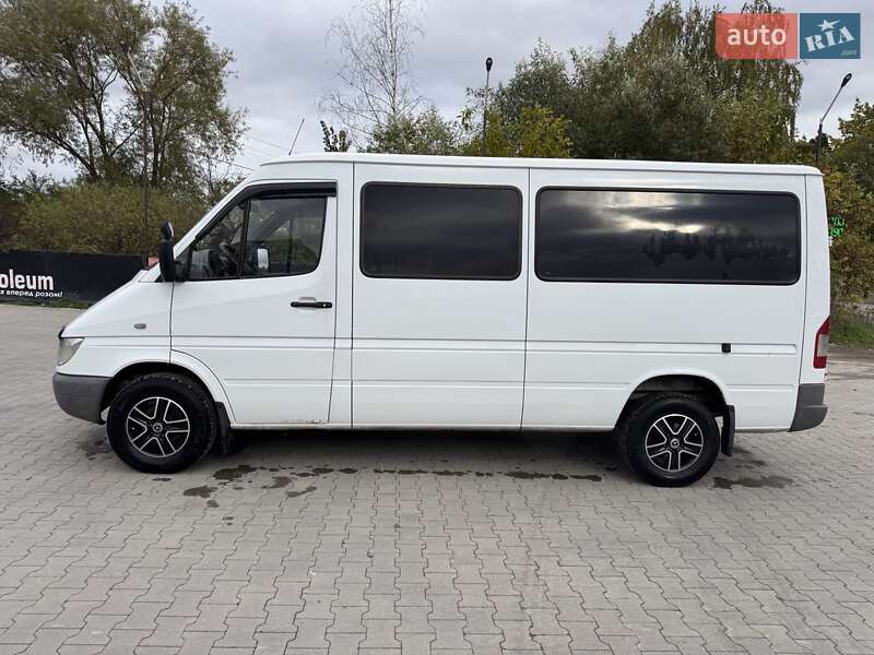 Микроавтобус Mercedes-Benz Sprinter 2005 в Калуше