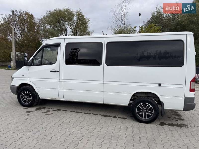 Микроавтобус Mercedes-Benz Sprinter 2005 в Калуше