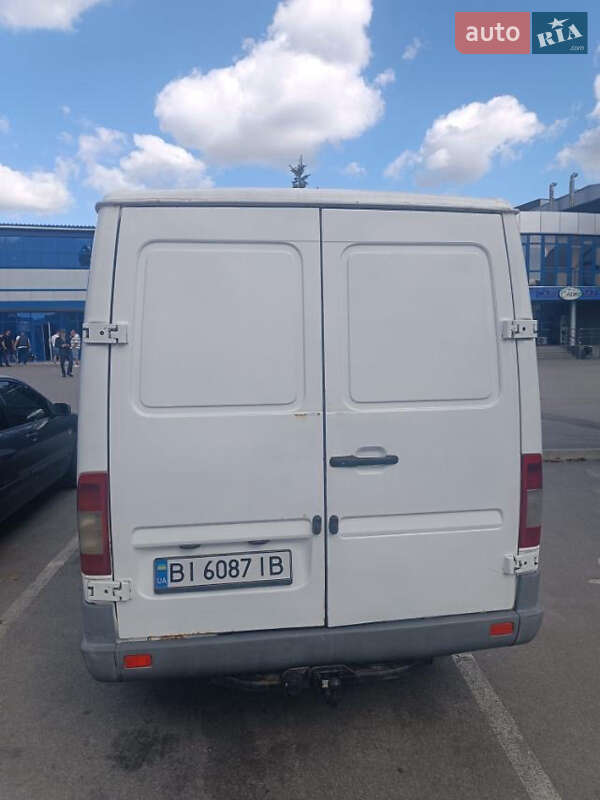 Мікроавтобус Mercedes-Benz Sprinter 2002 в Полтаві фото 4 Мікроавтобус Mercedes-Benz Sprinter 2002 в Полтаві