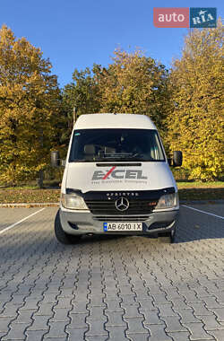 Вантажний фургон Mercedes-Benz Sprinter 2002 в  фото 2 Вантажний фургон Mercedes-Benz Sprinter 2002 в