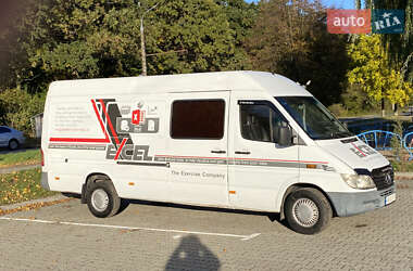 Вантажний фургон Mercedes-Benz Sprinter 2002 в  фото 10 Вантажний фургон Mercedes-Benz Sprinter 2002 в