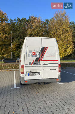 Вантажний фургон Mercedes-Benz Sprinter 2002 в  фото 19 Вантажний фургон Mercedes-Benz Sprinter 2002 в