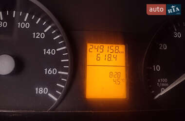 Грузопассажирский фургон Mercedes-Benz Sprinter 2010 в 