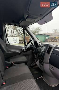 Грузовой фургон Mercedes-Benz Sprinter 2012 в 