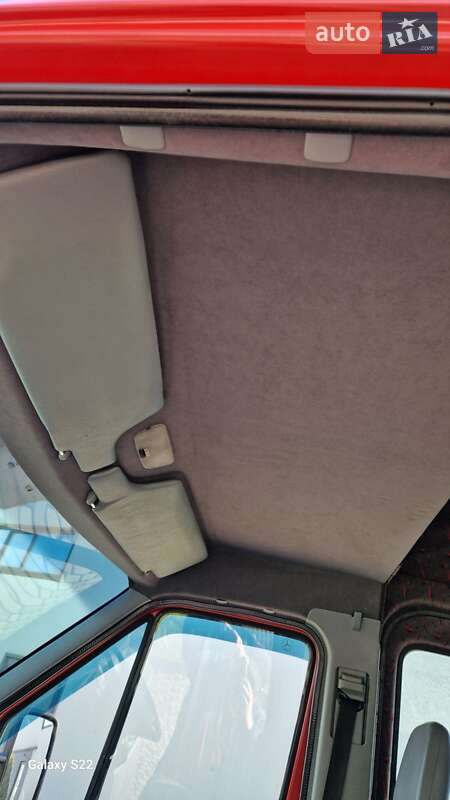 Вантажопасажирський фургон Mercedes-Benz Sprinter 2005 в Івано-Франківську