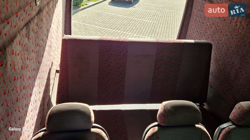 Вантажопасажирський фургон Mercedes-Benz Sprinter 2005 в Івано-Франківську