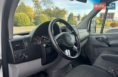 Грузовой фургон Mercedes-Benz Sprinter 2016 в 