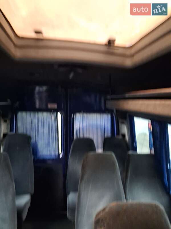 Микроавтобус Mercedes-Benz Sprinter 1999 в Кривом Роге фото 3 Микроавтобус Mercedes-Benz Sprinter 1999 в Кривом Роге