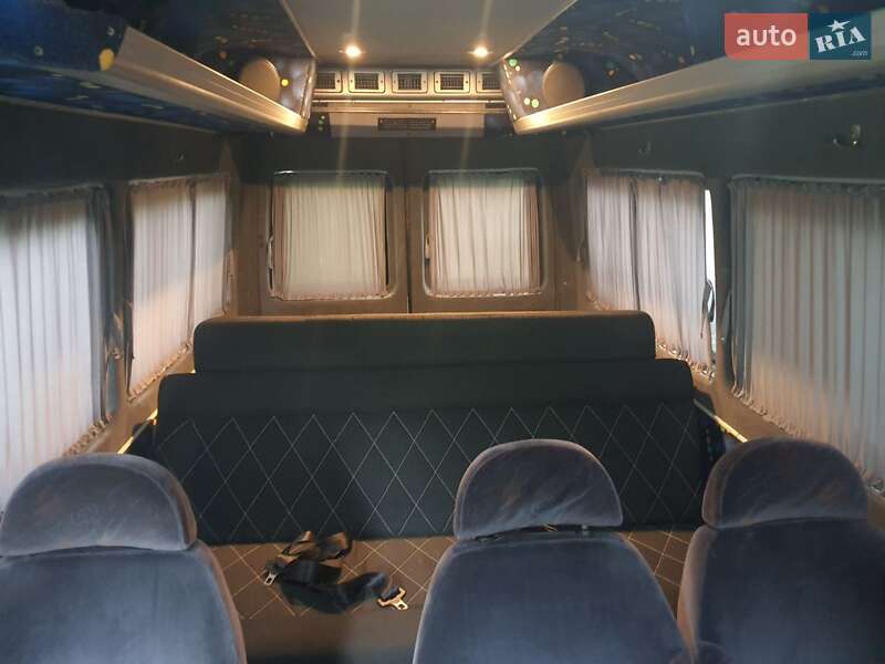 Микроавтобус Mercedes-Benz Sprinter 2003 в Хмельницком фото 4 Микроавтобус Mercedes-Benz Sprinter 2003 в Хмельницком