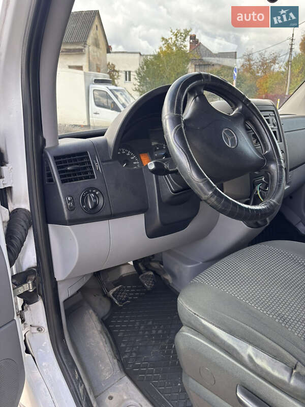 Вантажний фургон Mercedes-Benz Sprinter 2007 в Дрогобичі фото 10 Вантажний фургон Mercedes-Benz Sprinter 2007 в Дрогобичі