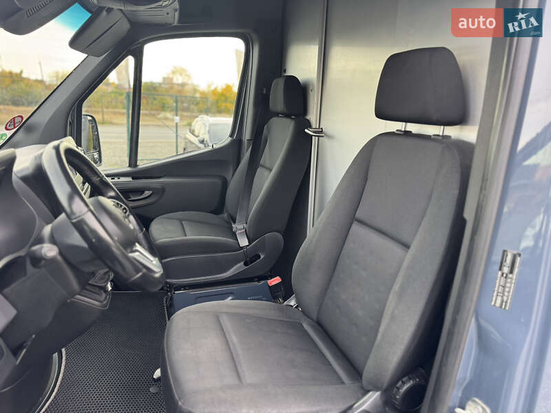 Вантажний фургон Mercedes-Benz Sprinter 2020 в Мукачевому