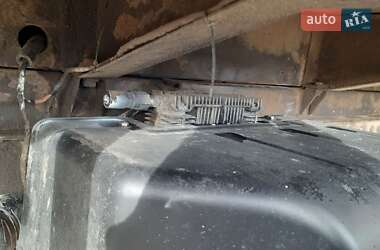 Тентованый Mercedes-Benz Sprinter 2001 в 