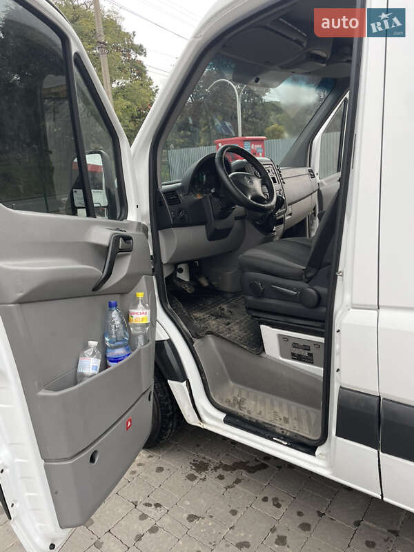Вантажний фургон Mercedes-Benz Sprinter 2013 в Ужгороді