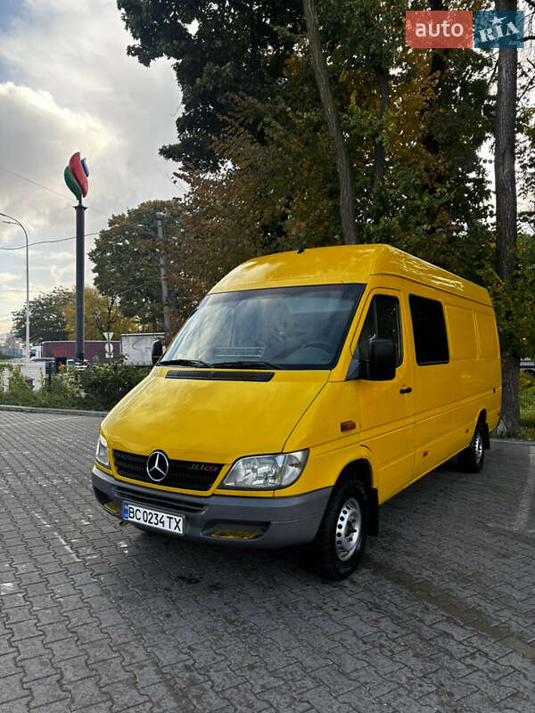 Mercedes-Benz Sprinter 2004