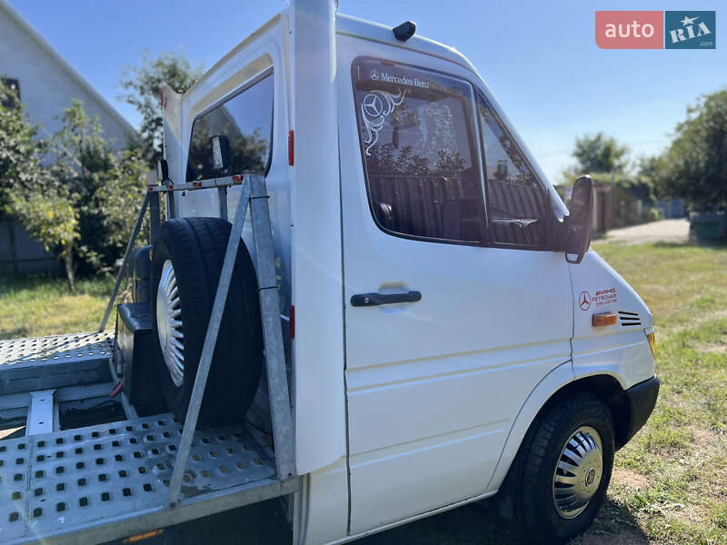 Автовоз Mercedes-Benz Sprinter 2000 в Виннице