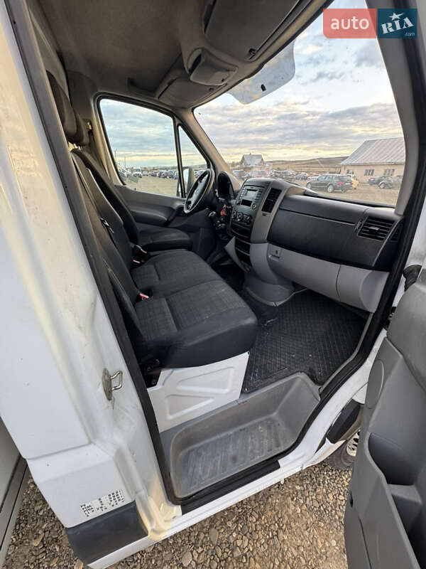 Грузовой фургон Mercedes-Benz Sprinter 2016 в Черновцах