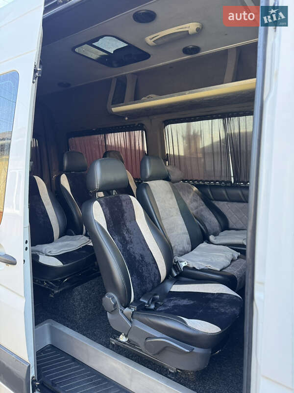 Микроавтобус Mercedes-Benz Sprinter 2012 в Городенке