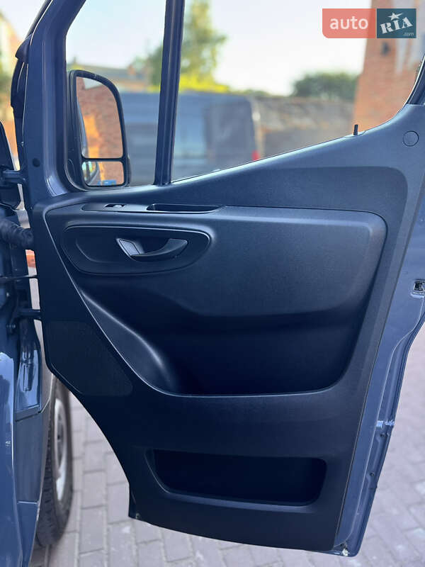 Грузовой фургон Mercedes-Benz Sprinter 2021 в Киеве